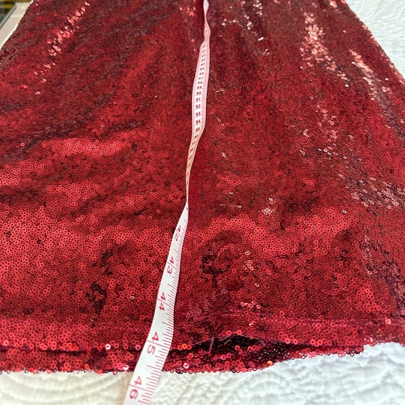 Marina Stylish floor length evening gown.Size 10. - Picture 10 of 16